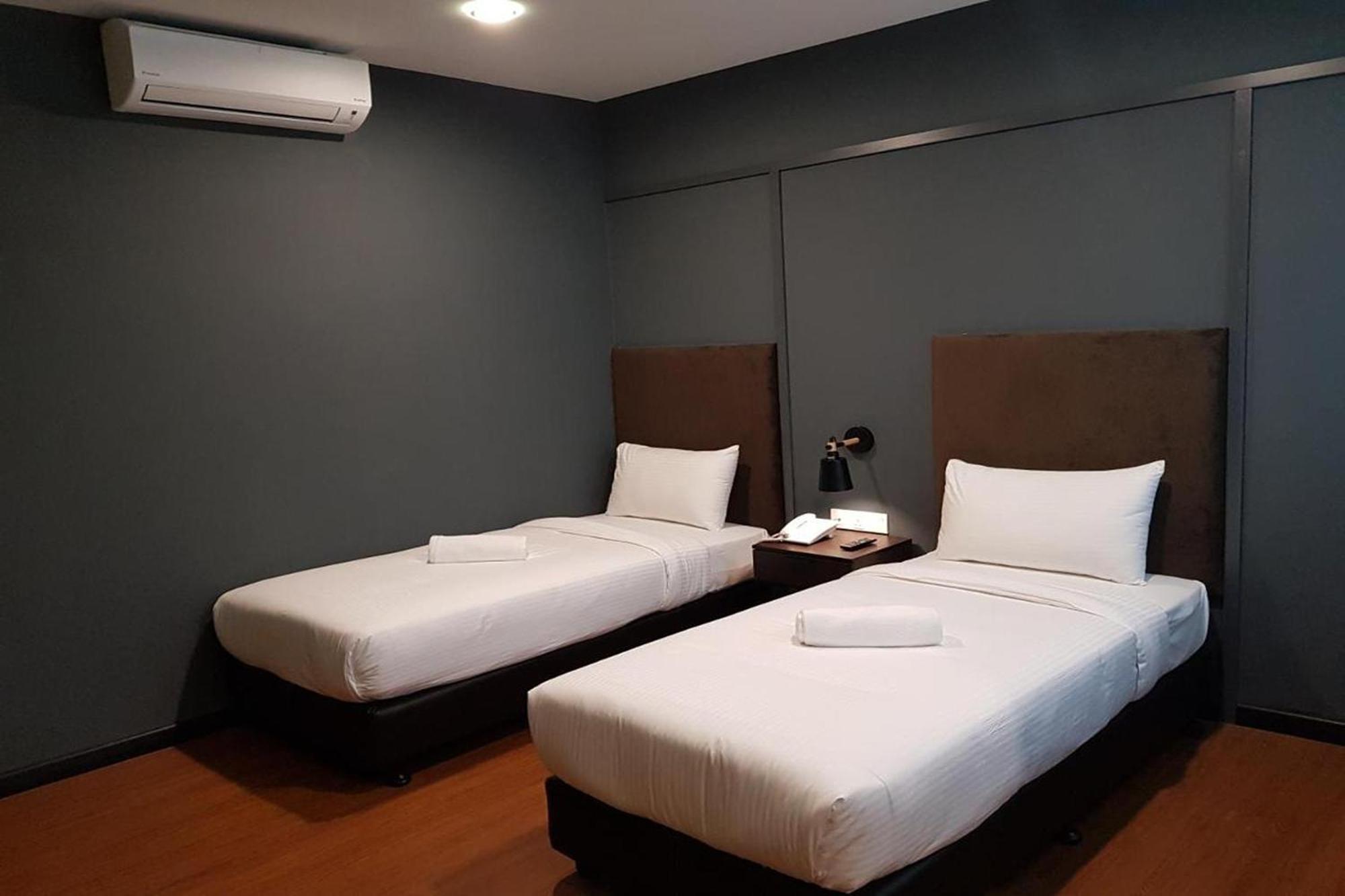 Jenjarom Boutique Hotel Banting  Extérieur photo
